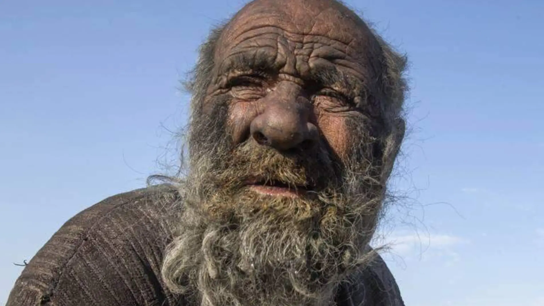 El hombre más sucio del mundo se llama Amou Haji y es de origen Iraní:Foto-AFP